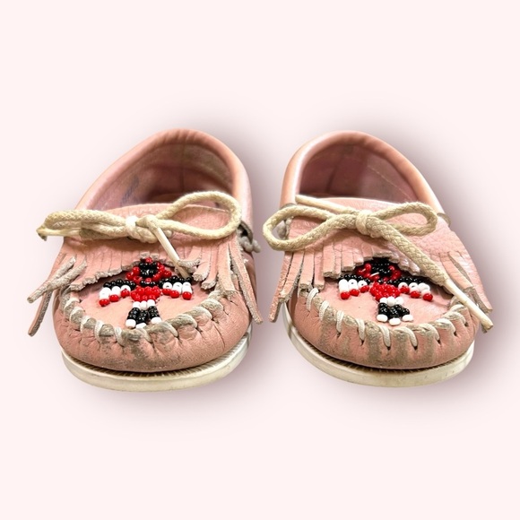 MINNETONKA Kids Pink Leather Moccasins with Fringe and Beading Size 8 - Picture 6 of 8